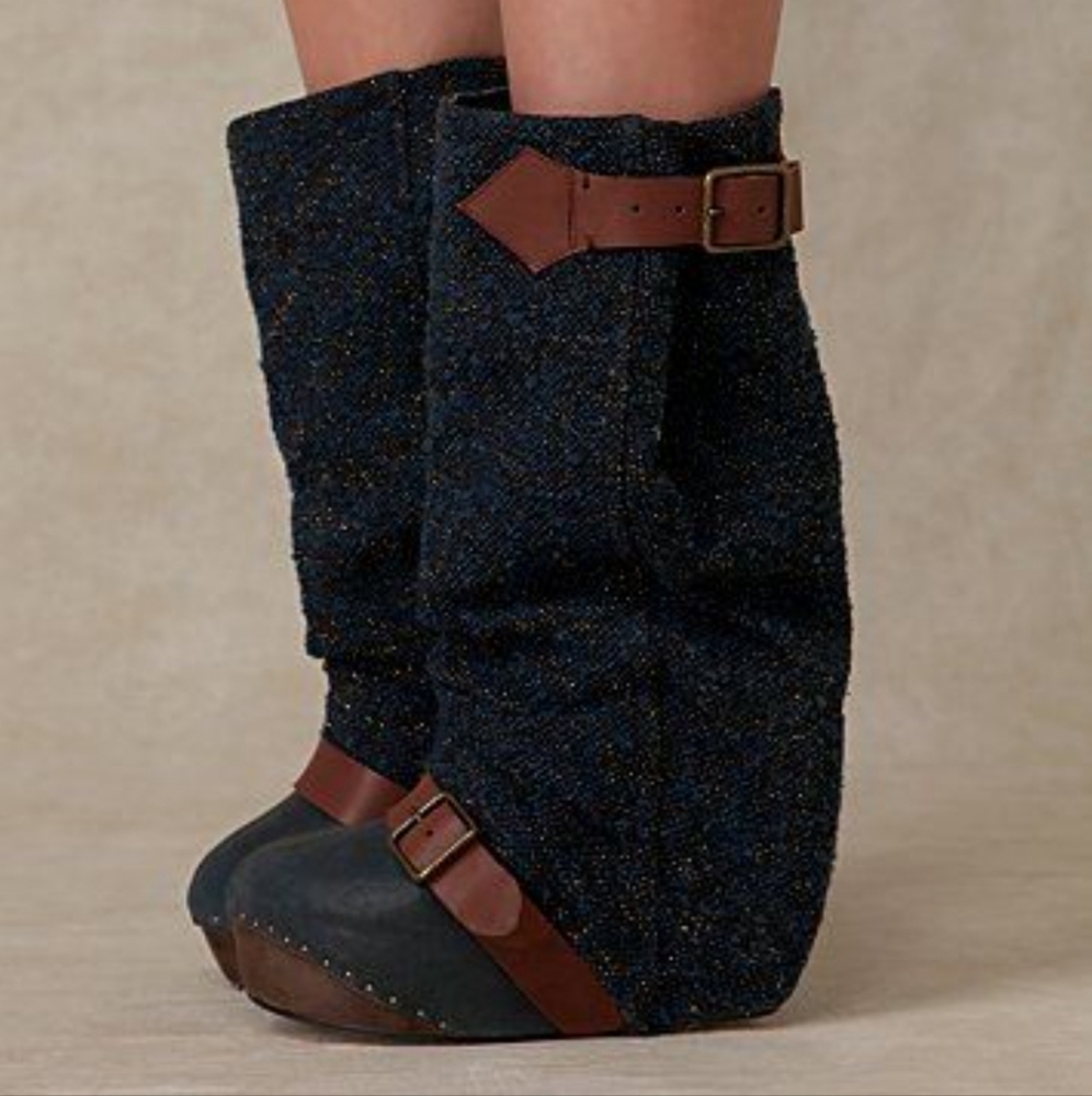 ISO! Irregular Choice Longer Lashes Clogs